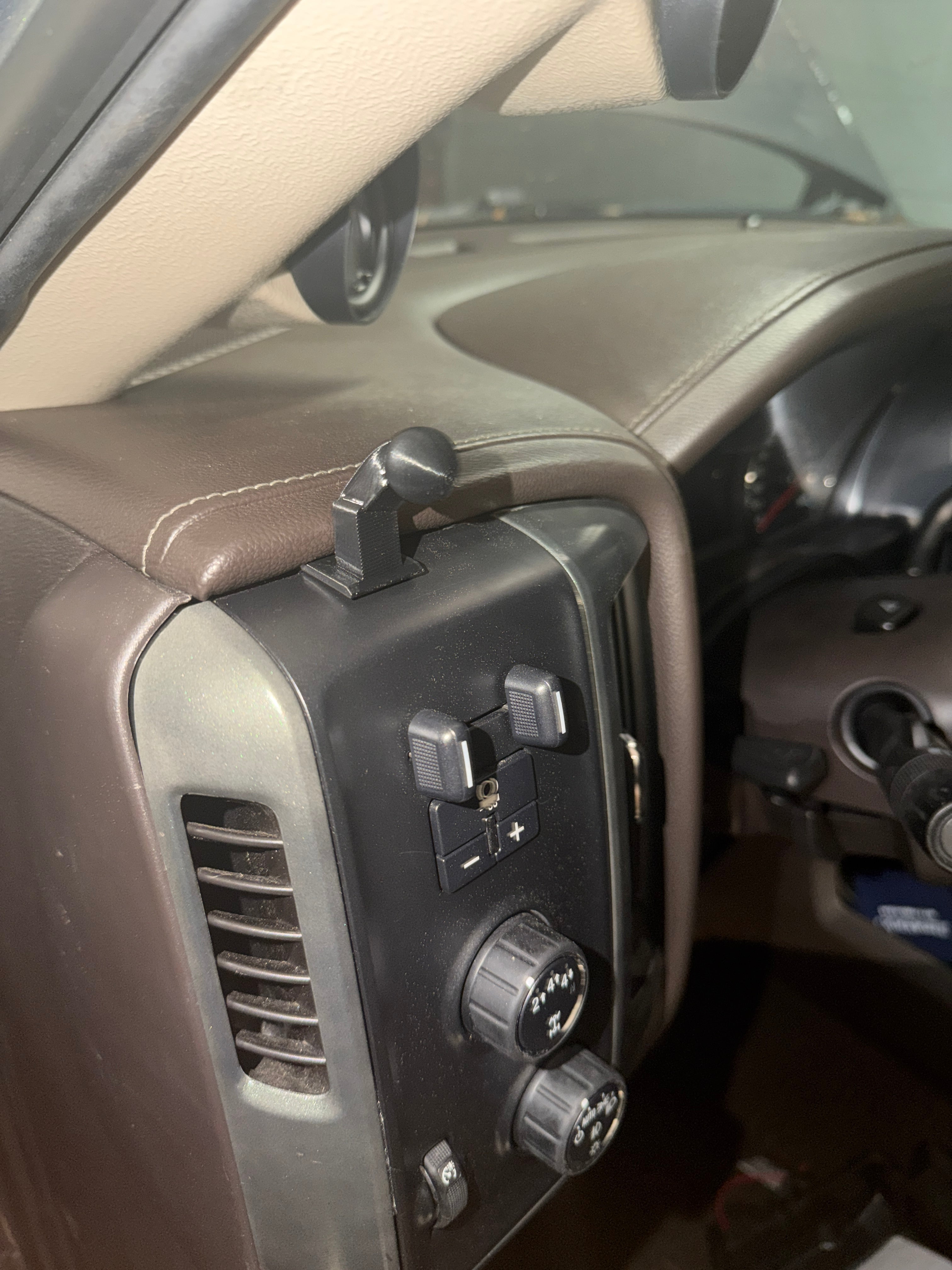 15-19 GM Edge CTS3 Mount